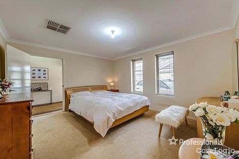 Property photo of 16 Northcliffe Avenue Clarkson WA 6030