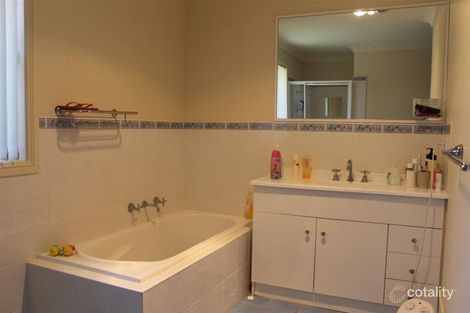 Property photo of 1/4 Kilcoy Close Armidale NSW 2350