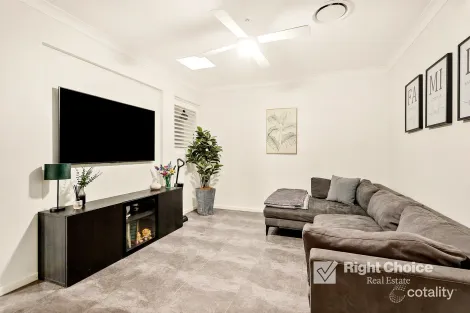 Property photo of 49 Bottlebrush Drive Calderwood NSW 2527