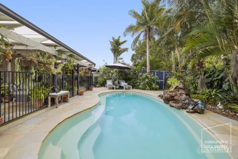 4 Avondale Pl, Little Mountain, QLD 4551