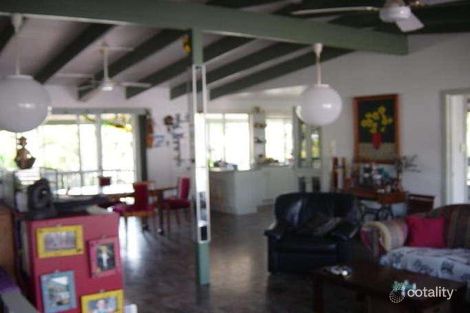 Property photo of 4 Daffcroft Street Taranganba QLD 4703