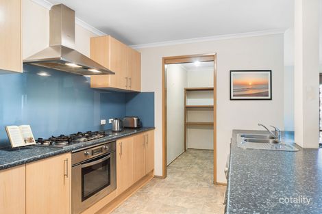Property photo of 6 Robert Street Somerville VIC 3912