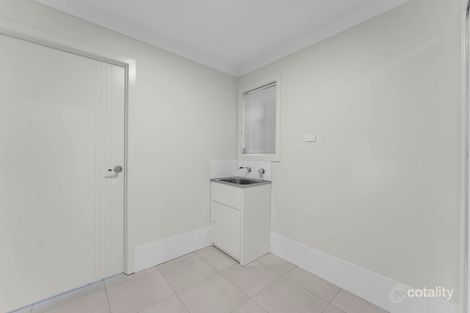 Property photo of 47 Bemina Crescent Spring Mountain QLD 4300