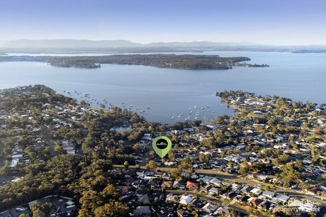 Property photo of 1 Ginganup Road Summerland Point NSW 2259