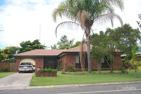 18 Clives Cct, Currumbin Waters, QLD 4223