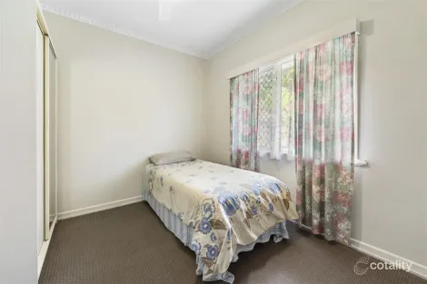 Property photo of 70 Ramsay Street Centenary Heights QLD 4350