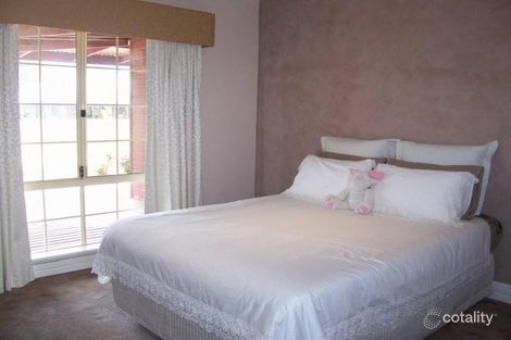 Property photo of 60 Everwood Glade Ambergate WA 6280