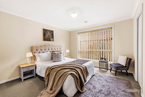 Property photo of 14 Pipit Circuit South Morang VIC 3752