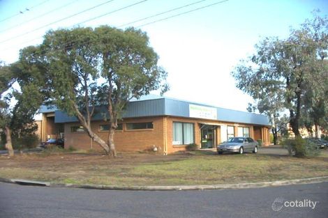 8 Bon-Mace Cl, Berkeley Vale, NSW 2261