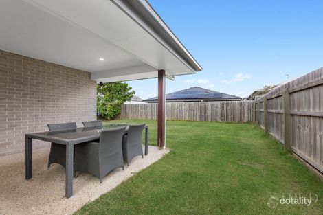 Property photo of 14 Starling Street Deebing Heights QLD 4306