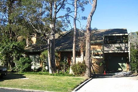 16 Elsinore Ave, Chain Valley Bay, NSW 2259