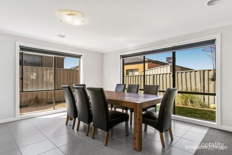 Property photo of 123 Scotsdale Drive Cranbourne East VIC 3977