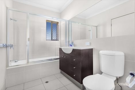 Property photo of 3/17 Cardross Street Yeerongpilly QLD 4105