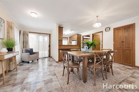 Property photo of 8 Crocus Crescent Glen Waverley VIC 3150