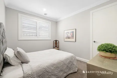 Property photo of 9 Horning Street Doreen VIC 3754