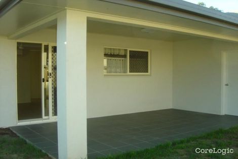 Property photo of 31 Cliffdale Street Bentley Park QLD 4869