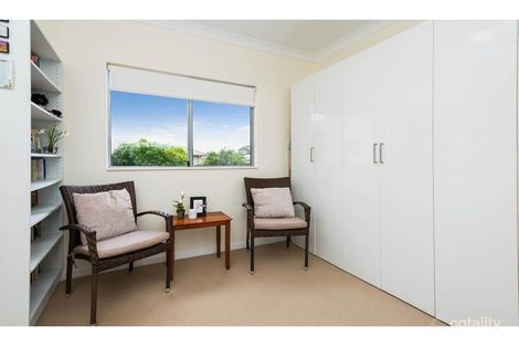 Property photo of 24/12 Bayview Street Runaway Bay QLD 4216