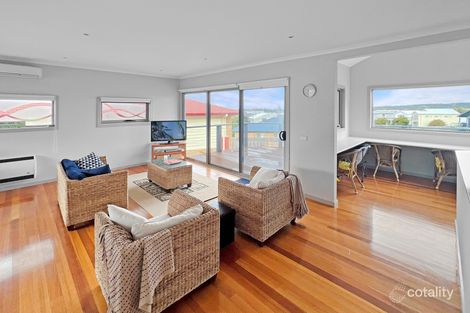 Property photo of 7 Nigel Court Apollo Bay VIC 3233