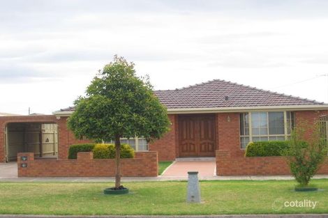 17 Valente St, Altona Meadows, VIC 3028