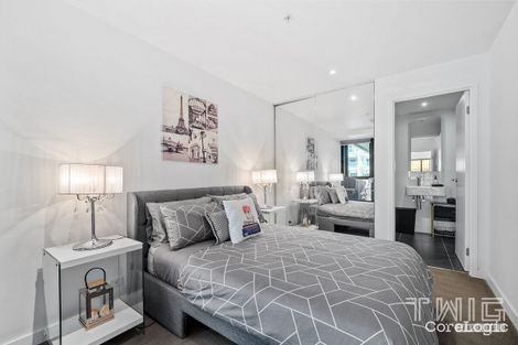 Property photo of 1012/7 Katherine Place Melbourne VIC 3000