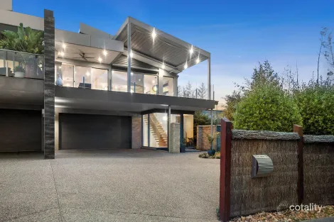 8 Vale St, Mornington, VIC 3931