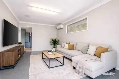 Property photo of 1/42-48 River Hills Road Eagleby QLD 4207