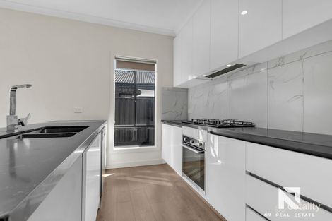 Property photo of 57 Greenpoint Drive Rockbank VIC 3335