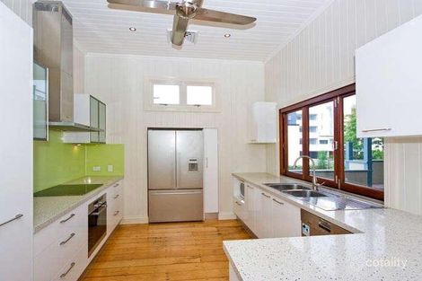 Property photo of 26 Walmsley Street Kangaroo Point QLD 4169