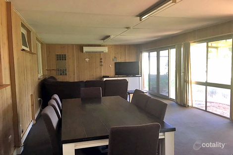 Property photo of 16 Stewartby Crescent Viveash WA 6056