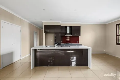 4/100-108 West Fyans St, Newtown, VIC 3220