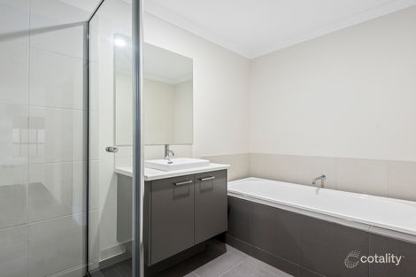 Property photo of 8 Orland Circuit Charlemont VIC 3217