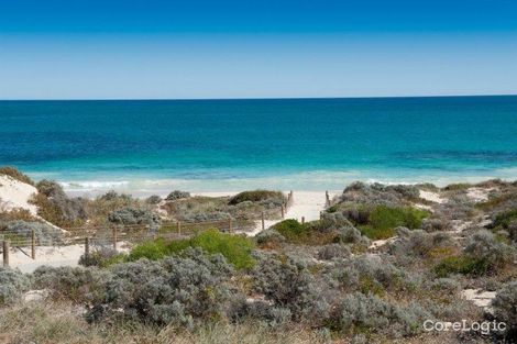 Property photo of 6 Compass Circle Yanchep WA 6035