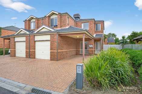 Property photo of 11 Kirren Close Cranbourne VIC 3977