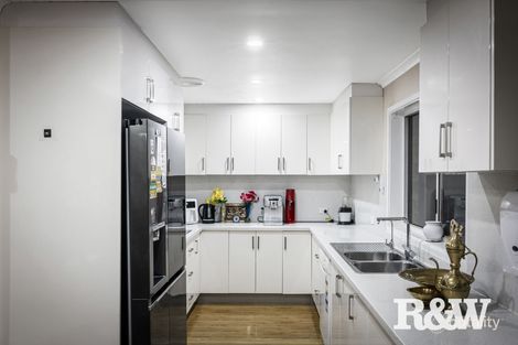 Property photo of 8 Olympic Place Doonside NSW 2767