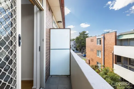Property photo of 15/206 Canterbury Road St Kilda West VIC 3182