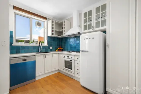 Property photo of 15/206 Canterbury Road St Kilda West VIC 3182