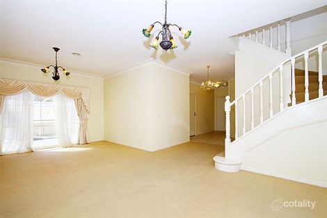 Property photo of 8 Gardenia Close Craigieburn VIC 3064