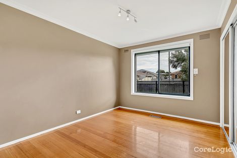 Property photo of 2 Keysborough Street Craigieburn VIC 3064