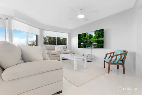 Property photo of 4/17 Buccaneer Drive Urangan QLD 4655