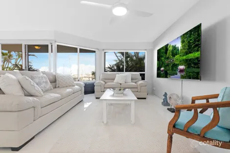 Property photo of 4/17 Buccaneer Drive Urangan QLD 4655