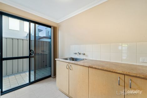 Property photo of 1/143 South Terrace Como WA 6152