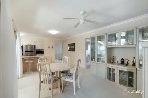 Property photo of 4 Samantha Close Kanwal NSW 2259