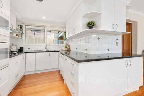 Property photo of 32 Kidderminster Drive Wantirna VIC 3152