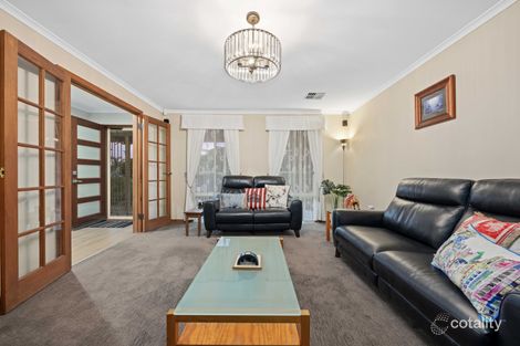 Property photo of 7 Bay Place Woodcroft SA 5162