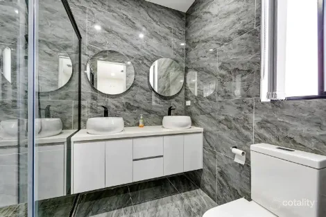 Property photo of 4 Tweed Place Kalkallo VIC 3064