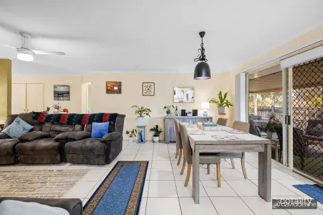 Property photo of 8/73 School Road Kallangur QLD 4503