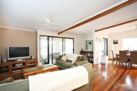 Property photo of 27 Connaught Street Sandgate QLD 4017