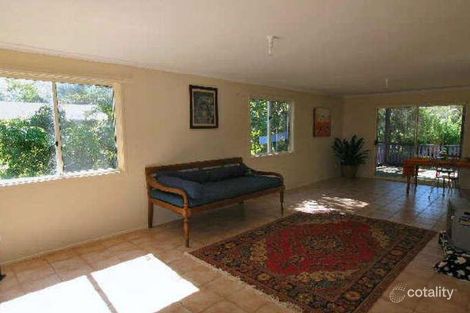 Property photo of 31 Elizabeth Avenue South Golden Beach NSW 2483