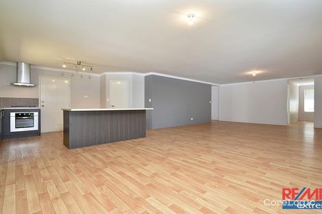 Property photo of 14 Leschenault Loop Banksia Grove WA 6031
