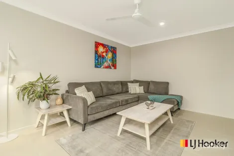 Property photo of 4 Seagull Circuit Point Vernon QLD 4655